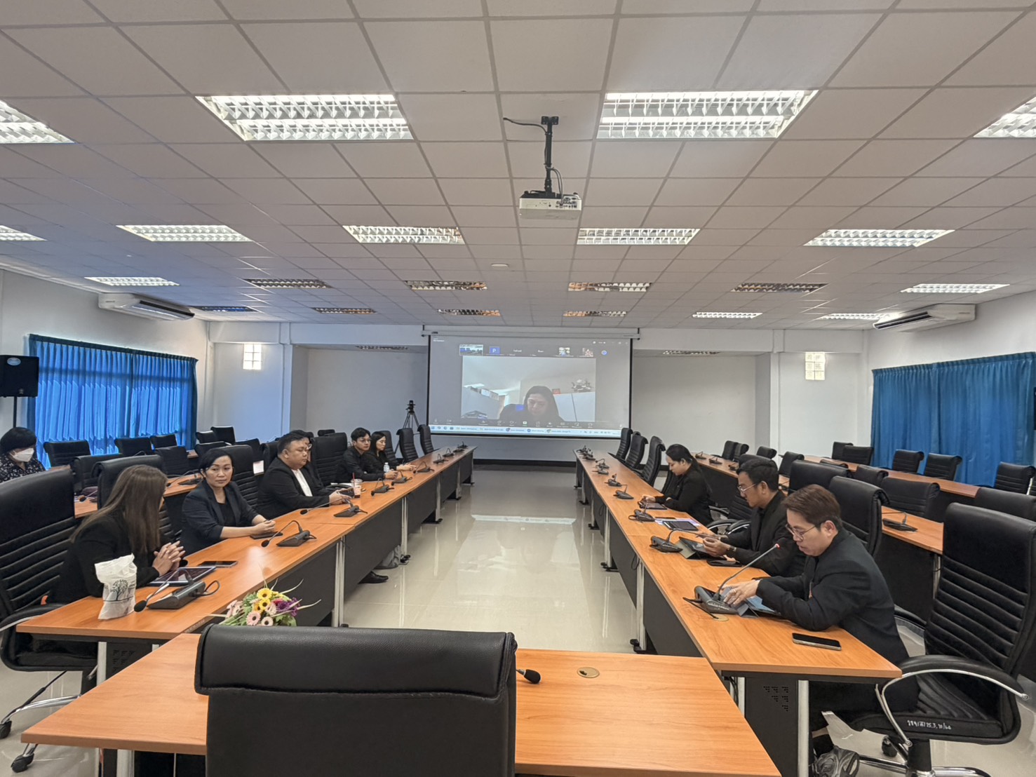 ประชุมเปิดตรวจสอบรถราชการและโครงการของคณะเทคโนโลยีสังคม ประจำปีงบประมาณ 2568