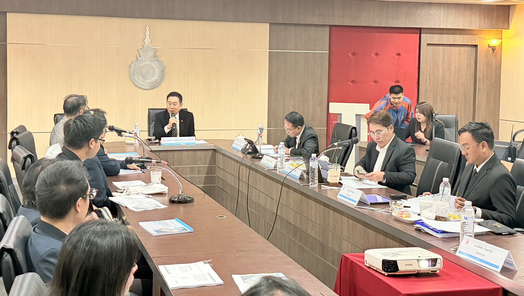 การติดตาม ตรวจสอบ และประเมินผลการดำเนินงานของมหาวิทยาลัย ประจำปีการศึกษา 2567 ปีงบประมาณ 2568 ณ เขตพื้นที่จักรพงษภูวนารถ